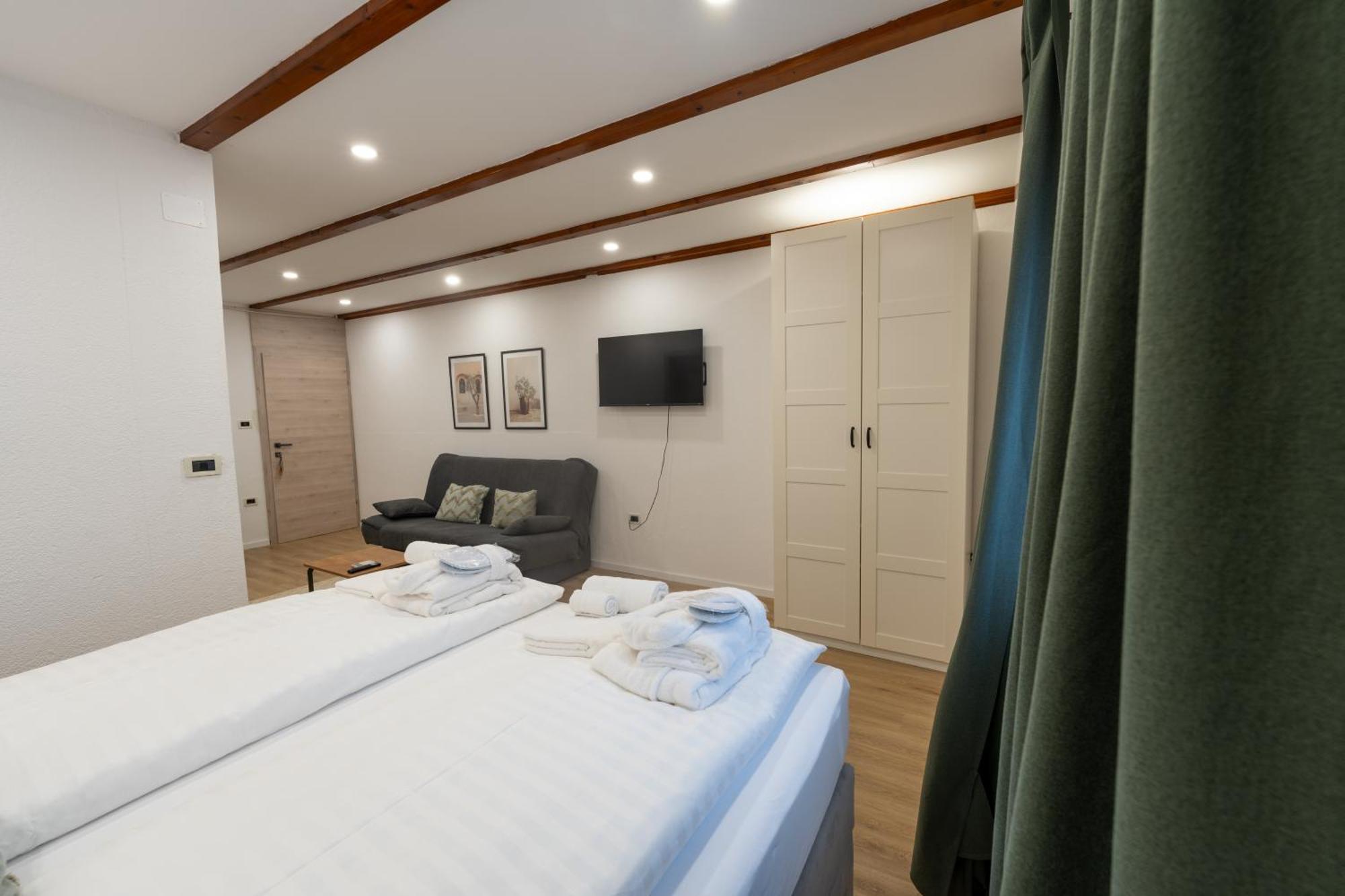 Hotel Maslina Seget  外观 照片