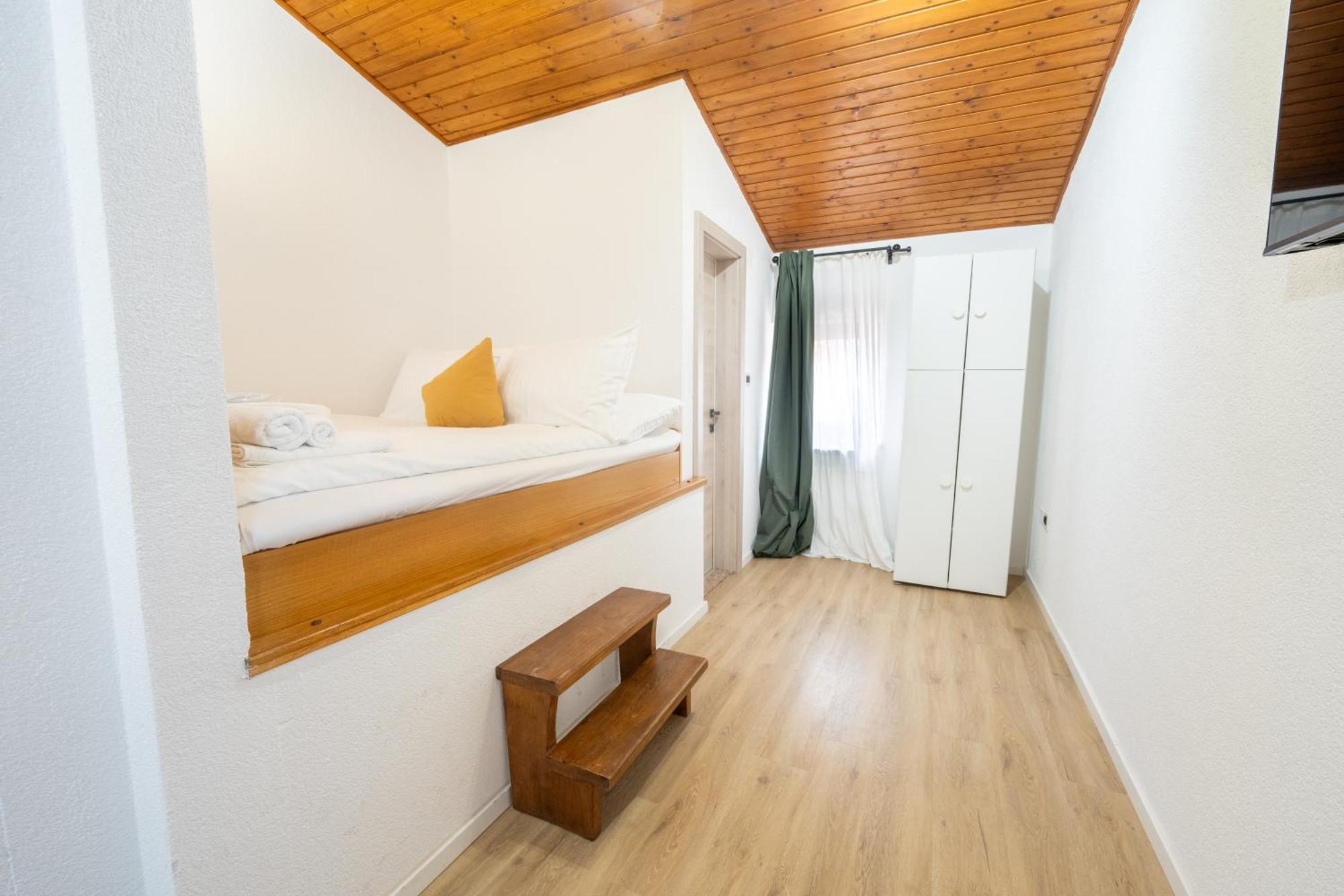 Hotel Maslina Seget  外观 照片